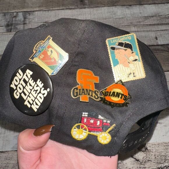 Vintage MLB San Francisco Giants SnapBack Cap Hat With 10 Team Pins Barry Bonds - Picture 2 of 5